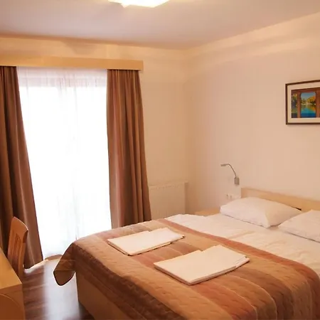 Aparthotel Luxury Bona - Bolfenk